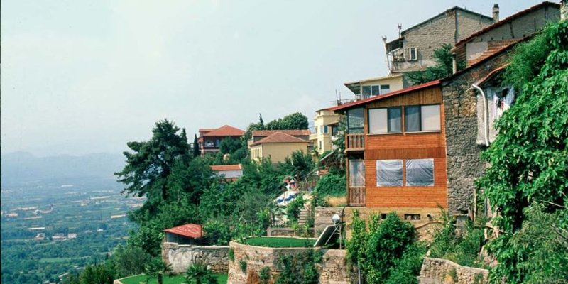 Daily trips to Edessa by Cosmos Travel Taxi Services I