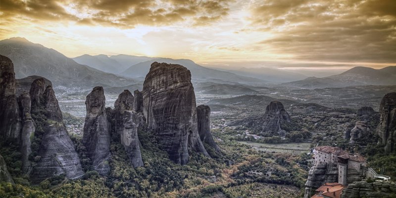 Daily trips to Meteora by Cosmos Travel Taxi Services X