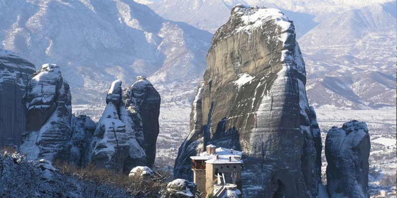 Daily trips to Meteora by Cosmos Travel Taxi Services II